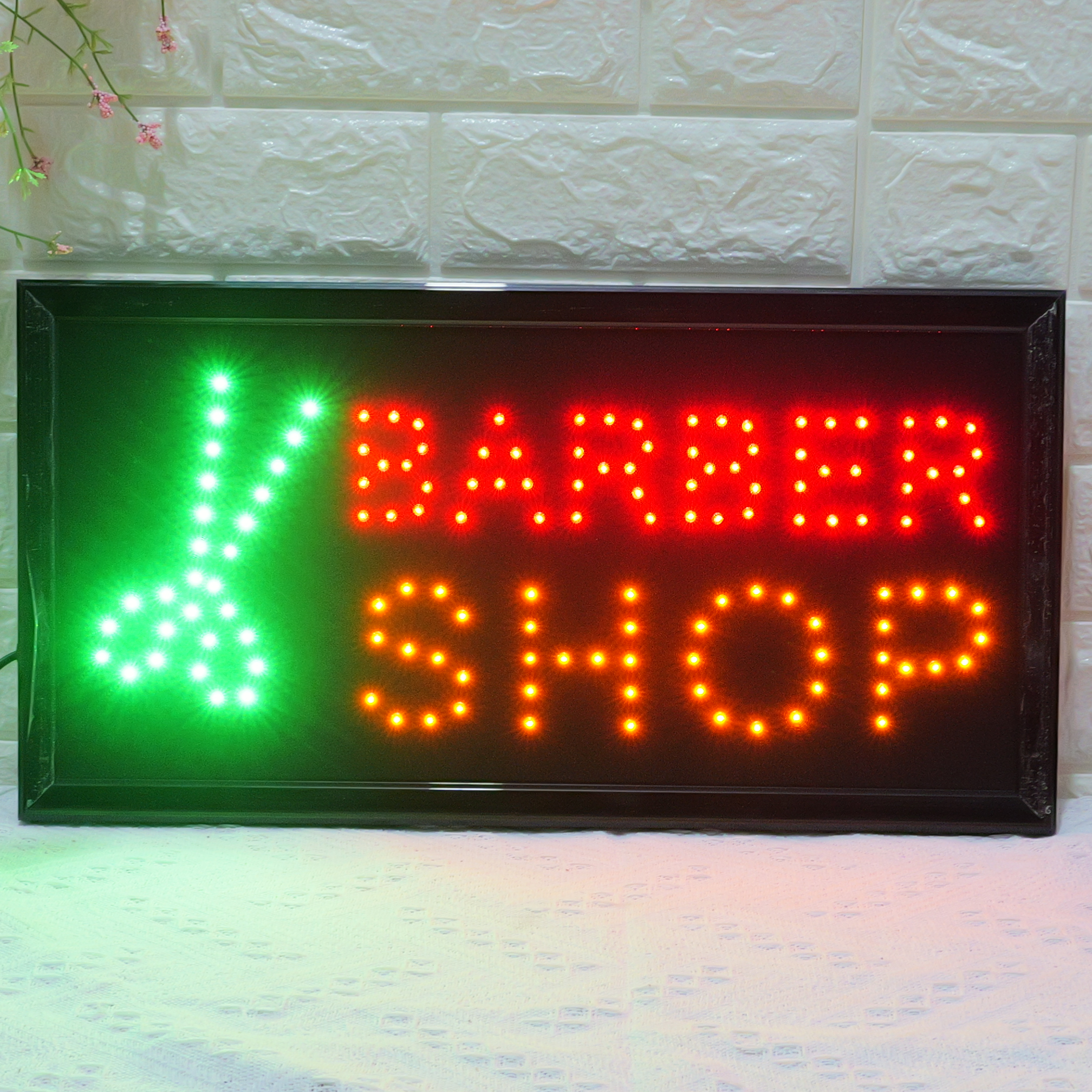 48x25cm LED BARBER SHOP Sign , High Brightness Red & Blue Flashing LED Business Barber Shop Sign for Storefront, Shop, Barber